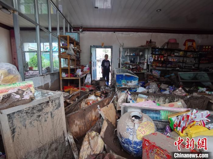 青海山洪已致16死36失联,当地居民:第一次碰到这么大的雨