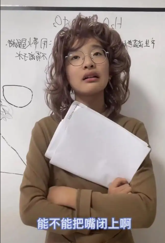 网红男孩钟美美考上重点高中,学业比演戏更重要